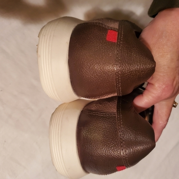 Marc Joseph New York Tan Suede Leather Extra Lightweight Sz. 9 Sneaker - Picture 2 of 9